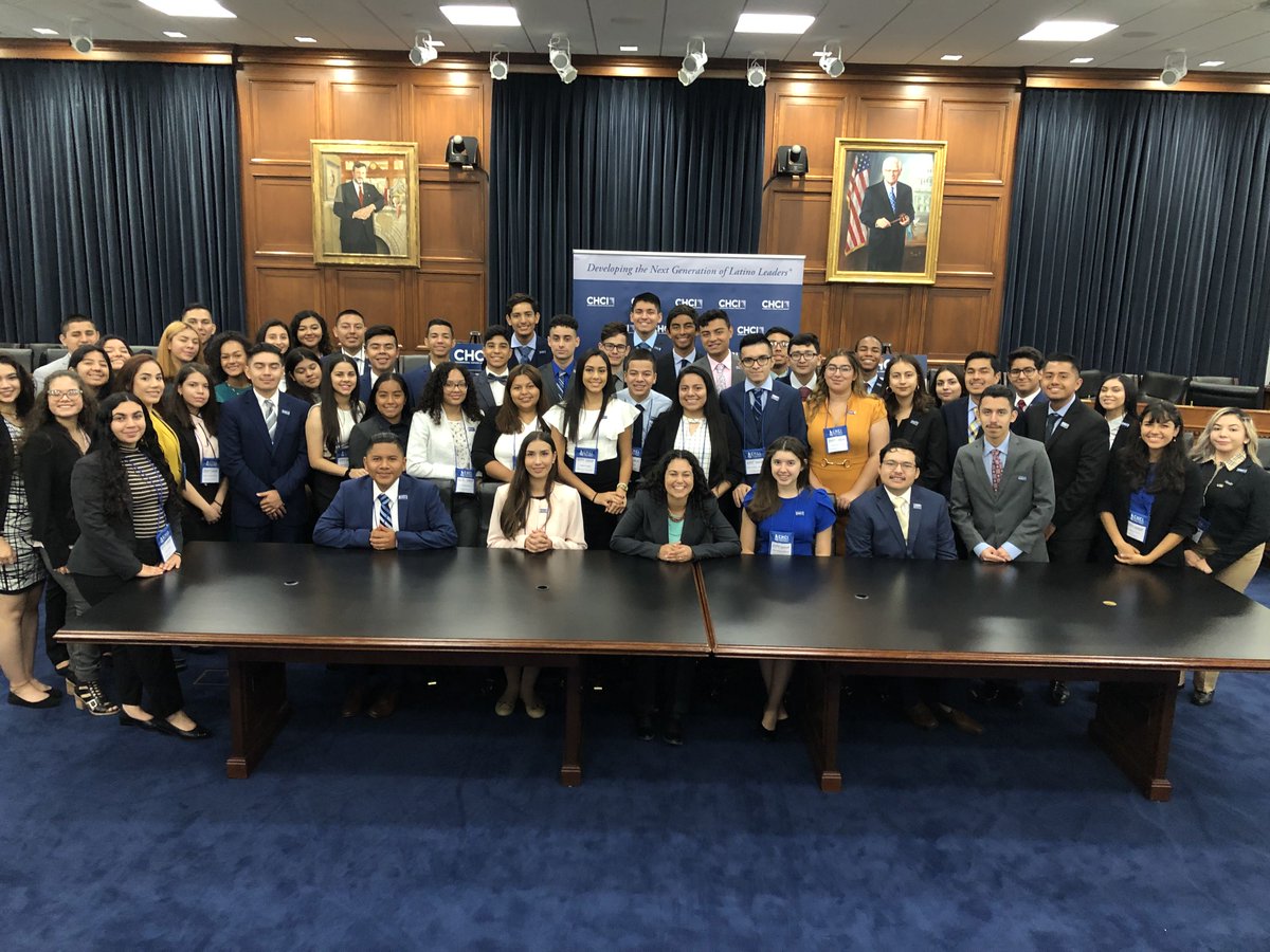 CHCI's tweet photo. #TBT with our official #R2LNextGen wardrobe sponsor, @Macys! 103 sharp looking high school students participated in our #HereToLead summer program, engaging firsthand with Members of Congress and touring our nation's capital! #MyStylist https://t.co/l0b27KdguU