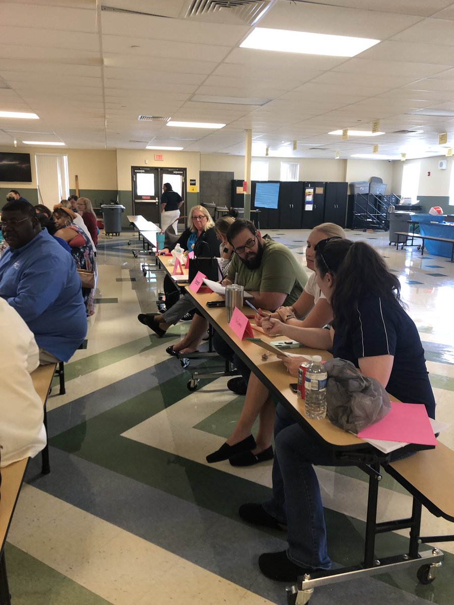 MrsCrossCSUSA's tweet photo. Impact 2019 - teachers are enjoying the collaboration time.  @mandarincharter #csusaimpactfl #ALearningAdventure https://t.co/VgIrl1HTJM