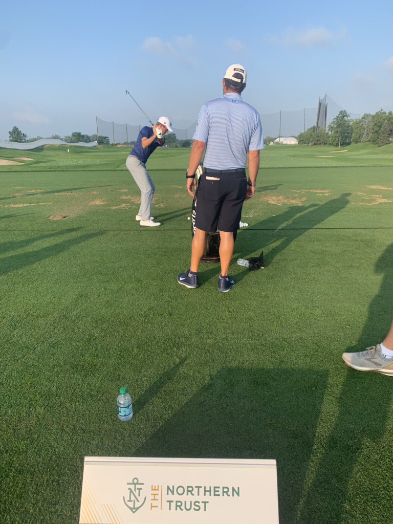 Happy B day supergolfer <a href="/webbsimpson1/">Webb Simpson</a> Have an awesome day out there &amp; <a href="/PaulTesori/">Paul Tesori</a> !💪🏼 #FedExCup #northerntrustopen