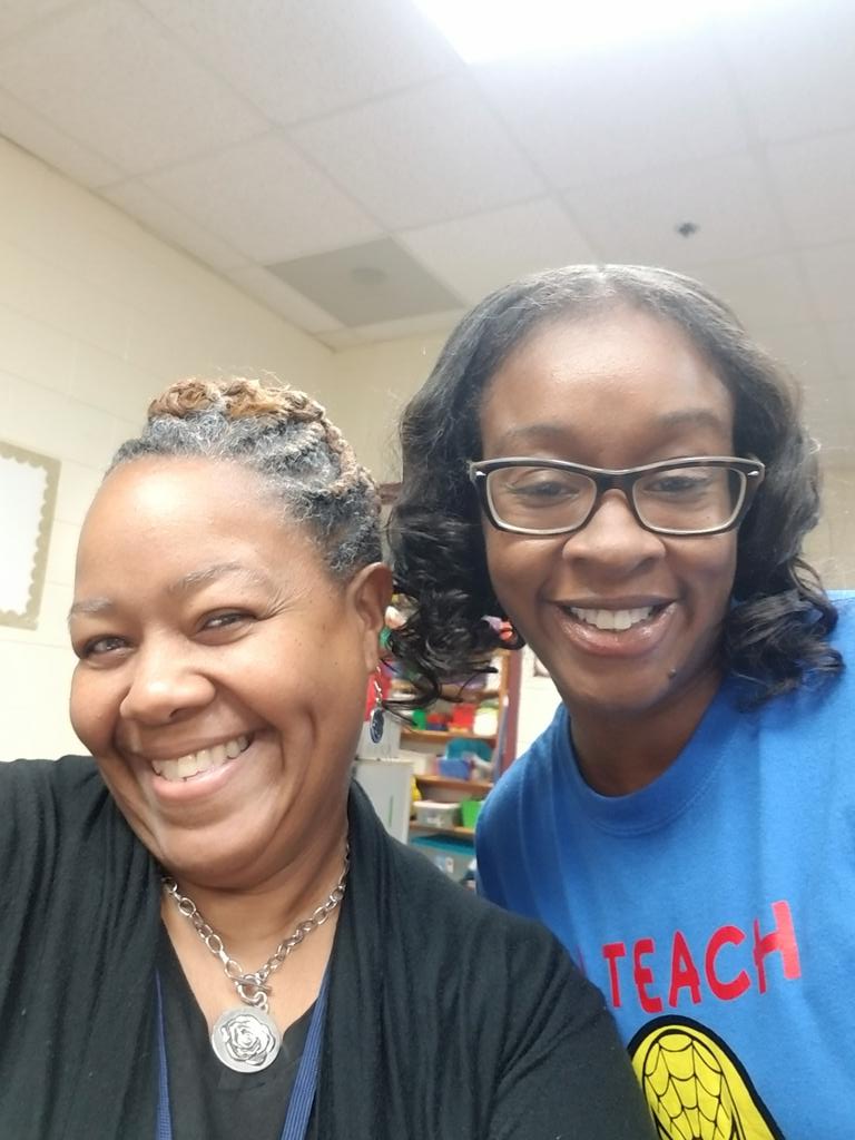 My new friend....love her energy from 1st day <a href="/shateematimes3/">Shateema Times3</a> #werisetogetherslles