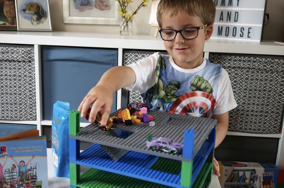 StrictlyBriksUK's tweet photo. The Strictly Briks Classic Trap and Gap is a set of stackers and base boards with ramps and trap doors. Moose immediately grabbed his toy cars. He wanted his Strictly Briks set to act as a garage/car park. https://t.co/BtVNLPWTf8 @mummyandmoose https://t.co/9aRX2xWuvZ