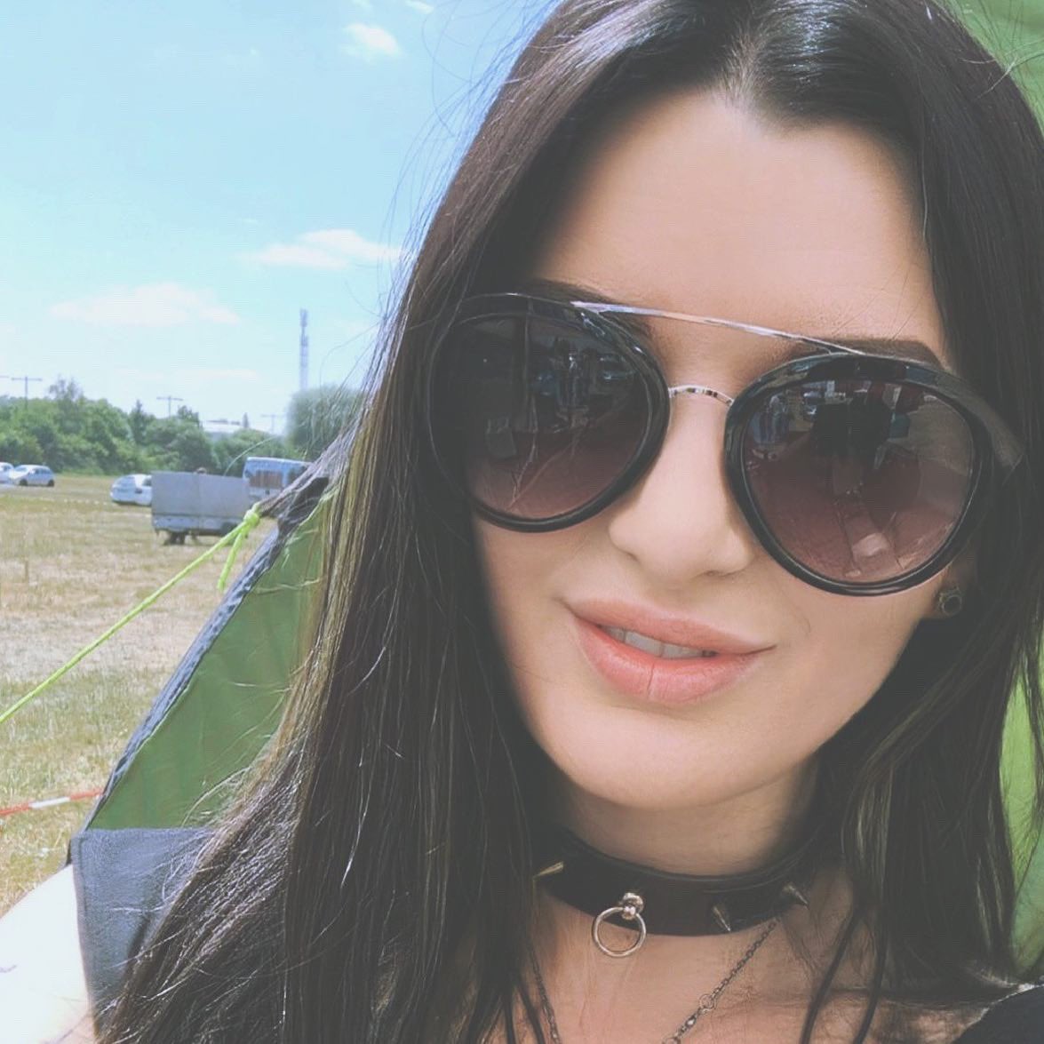 TW Pornstars - Alissa Noir. Twitter. Achtung! Es gibt ein Meet & Greet