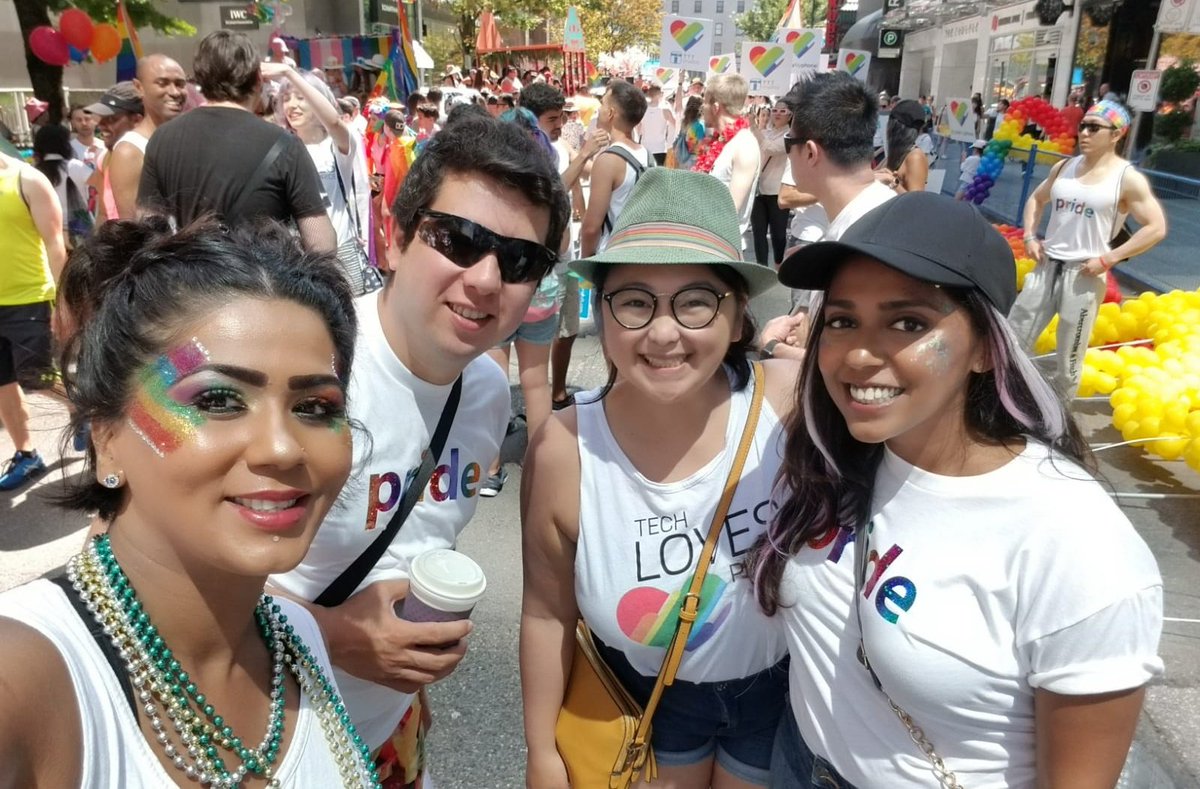 RezaJooyandeh's tweet photo. It was a great Sunday, joining #vanpride with my girlfriend and fellow @MicrosoftVan folks as a part of #techlovespride. We are in this together 🏳️‍🌈#MicrosoftLife https://t.co/vm33fGYKES https://t.co/CxS1a6TAz1