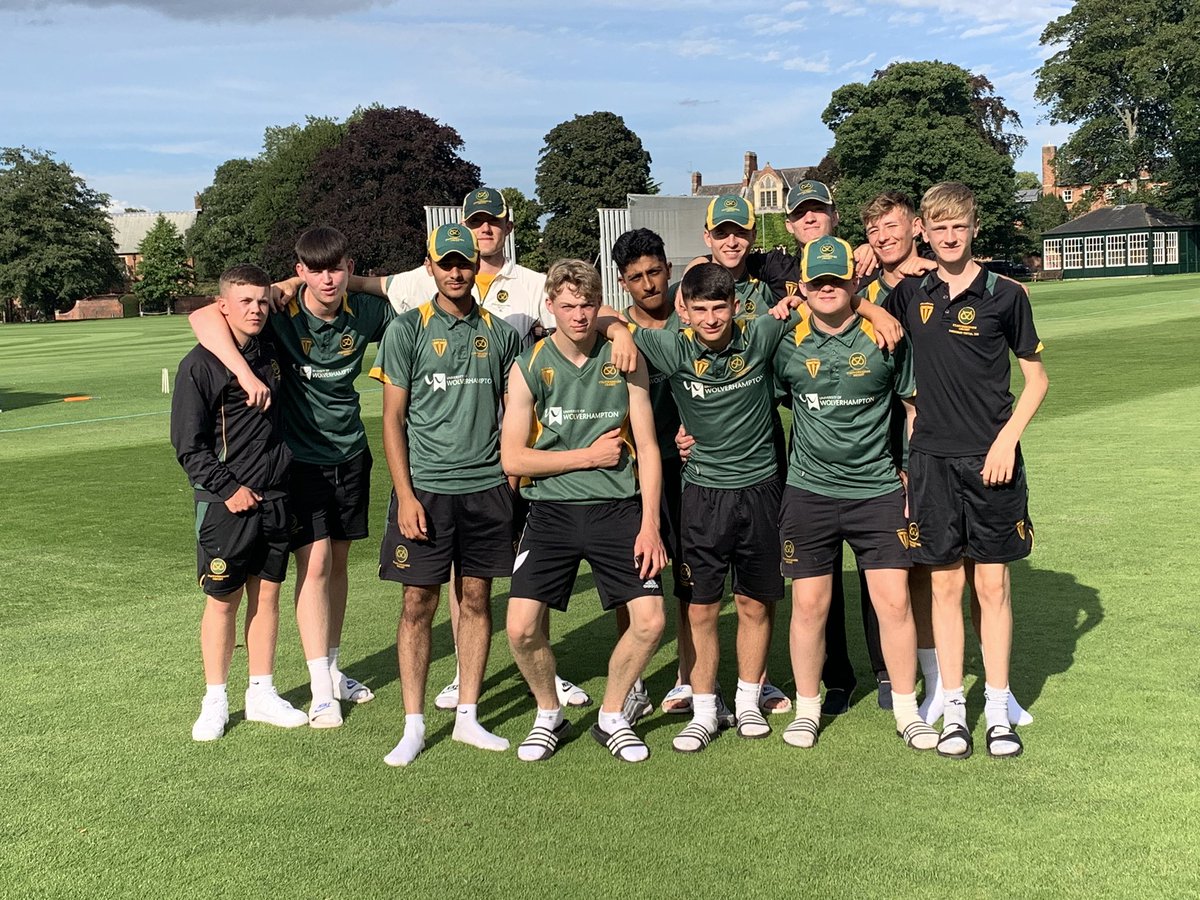 PhilipjHesketh's tweet photo. It ends in a defeat for @StaffsCricket U17.   #friendships #cricket #sport #gostaffs #skills #coach @andysparkycarr https://t.co/76DvlNqlhn