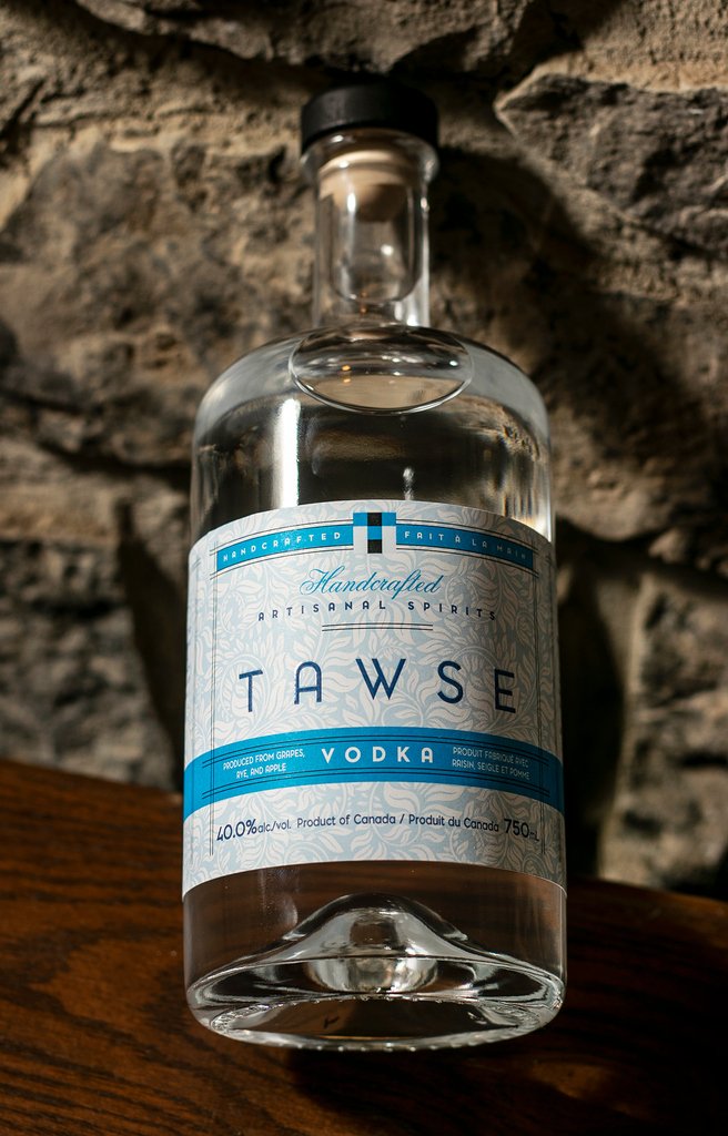 Tawse_Winery's tweet photo. This weekend brings something new... #tawsewinery #tawsespirits #tawsevodka #smallbatchdistillery #artisanalspirits #drinklocal #traditionmeetsinnovation #newrelease #dontworry #westillmakewine # discoverniagara https://t.co/fw9JNO1zNj