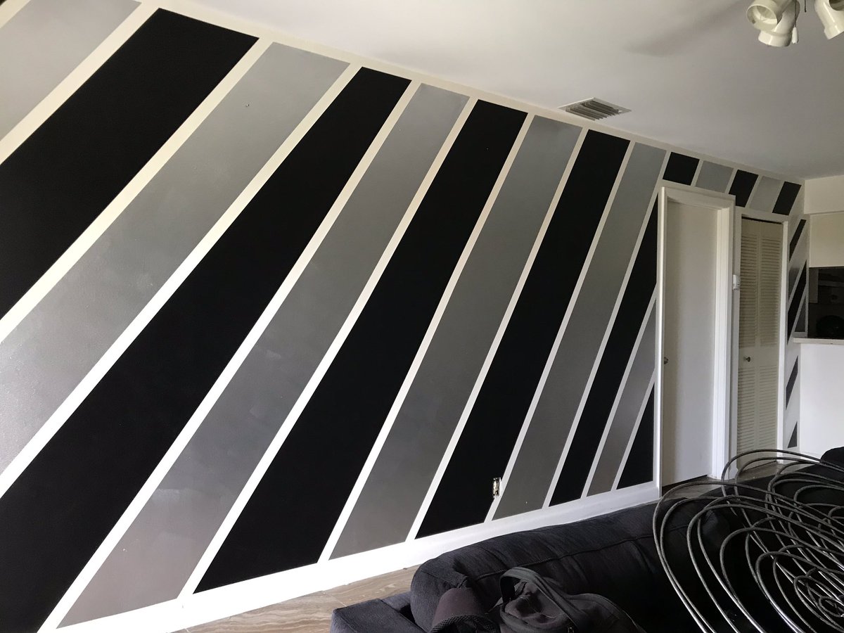 PopOutWalls_'s tweet photo. Just Smashed π₯ This Striped PopOutWall For @GANGLANDDOMO
- Book π Me π¨πΎβπ¨ Today | All Materials Are Included
- πΌ #PopOutWalls https://t.co/2AeSnulH5V
