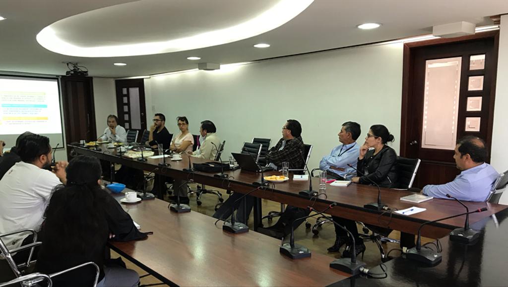 ConagopareN's tweet photo. En la sede del #ConagopareNacional en #Quito se desarrolla  taller sobre la estrategia de acompañamiento técnico para la formulación y actualización de los Planes de Desarrollo y Ordenamiento Territorial #PDOTs, entre la @PlanificaEcu con @AMEcuador @CongopeEcuador y #ConagopareN https://t.co/TM57XwWpLs
