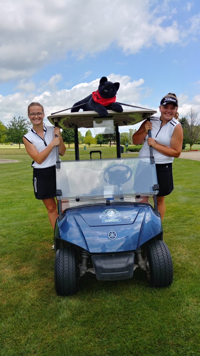 OreoThePanther's tweet image. Feeling right at home today. Sooooooo ready for the NW invite. #PrettyClouds #FlyLikeAnEagle #NoMoMoana @NWGirlsGolf @McCormickLive