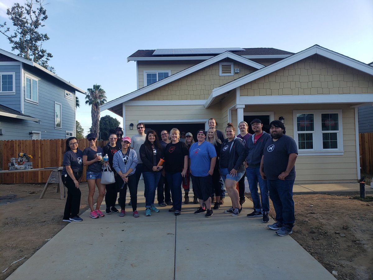sachabitat's tweet photo. Today we're joined on the job site by @RedtailCRM for the first time! This awesome crew is helping out with landscaping, painting, baseboards, and prep for flooring. Thank you for your support! #togetherwebuild https://t.co/C0Tv12EFtc