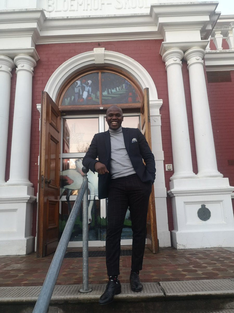 TedTheReviewguy's tweet photo. #openmic #suopenmic #sumuseum @Zintle_Tunce and Lwazi can't find your handle up here leader but we are here #openmikesu https://t.co/X8MYEm7rUT