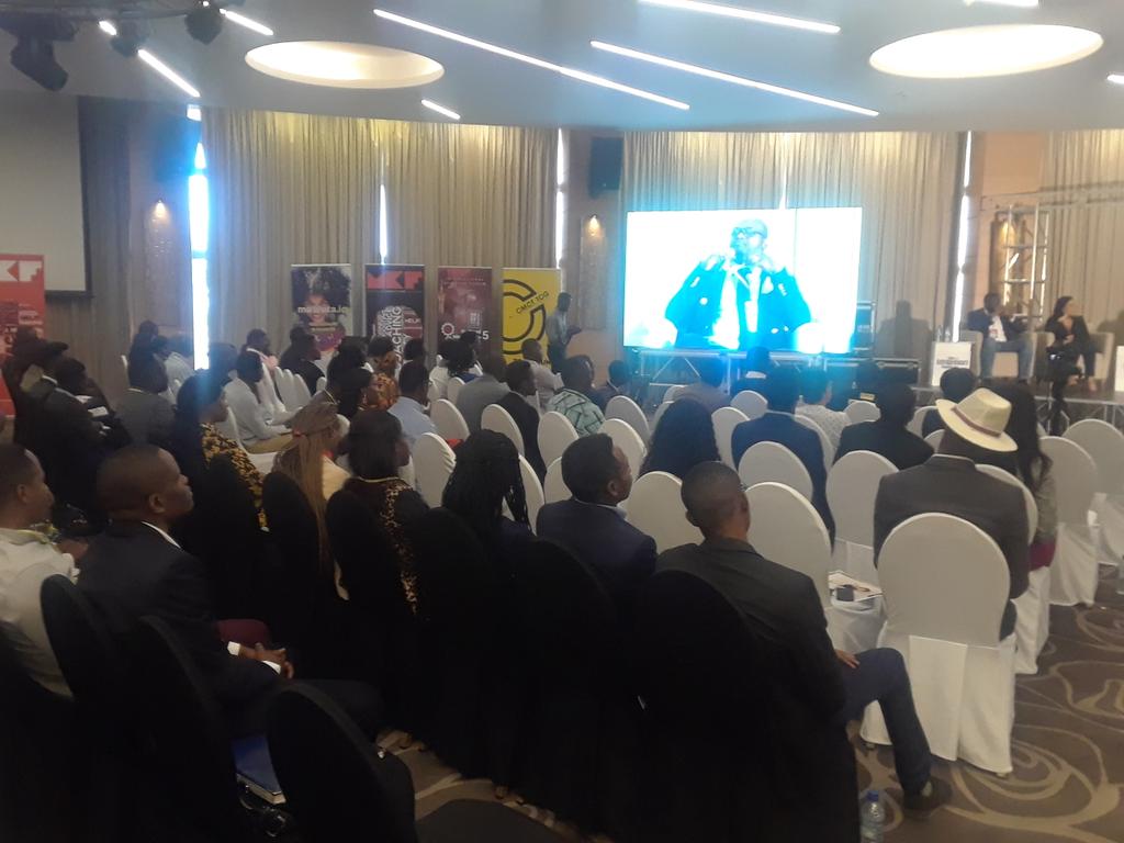 ghislainmbesse's tweet photo. #SecKin2019: Quels sont les #enjeux d'investir dans les #NTIC en #RDC ? @Bonnymayam @LindaKabombo @Congolia1 @KinshasaDigital @NTIC_DV @TINDAcd @infosdudigital @LUsineDigitale @TechF24 @Africa4Tech @LaFrenchTech @Wazatech @Widoobiz @waywebdigital @Siecledigital #YebisaEvent https://t.co/FnXpaaMsuQ