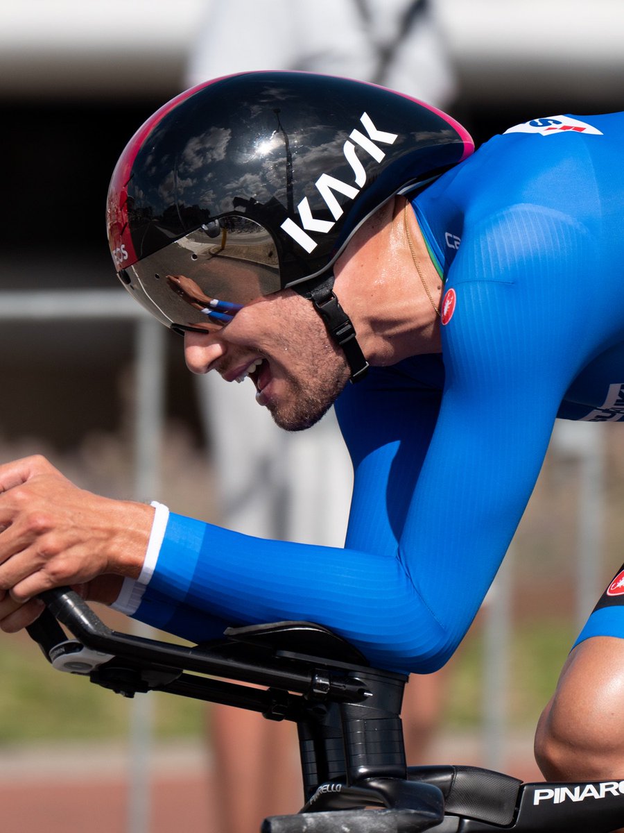 Euro Road in Alkmaar.

(Very) lucky shot of Filippo Ganna.

<a href="/GannaFilippo/">Filippo Ganna</a> #Alkmaar #EKtijdrijden #INEOS #EuroRoad2019 #Cycling @TeamINEOS #Pinarello <a href="/Pinarello_com/">Pinarello</a> <a href="/josedecauwer/">José De Cauwer</a> <a href="/wielerman/">Renaat Schotte</a> <a href="/AlkmaarsWeekbld/">AlkmaarsWeekblad.nl</a> <a href="/CastelliCycling/">Castelli Cycling</a> #Castelli #Italy #BNR <a href="/AlkmaarSport/">Alkmaar Sport</a> #photography