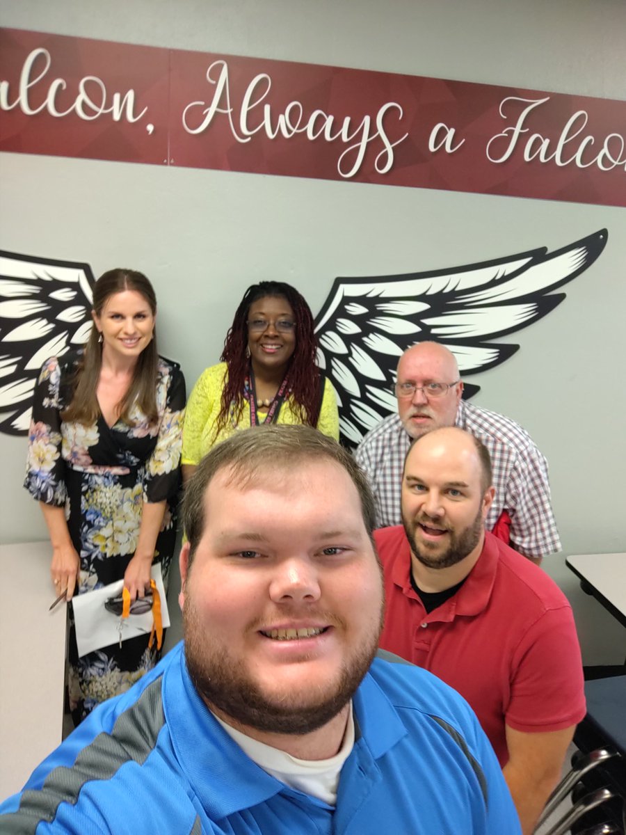 Here we have with a current student, a wild card, the smokestack, and we earned our wings. <a href="/Vanhorn_falcons/">Van Horn High School</a> #flytothesky #VHFalcons #isdstrong