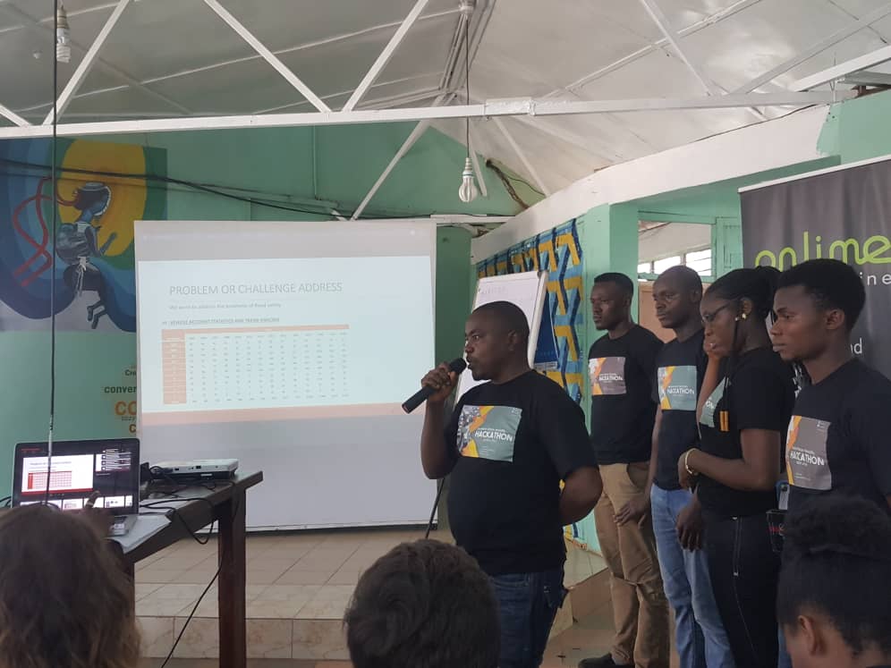 sensihub1's tweet photo. Team Wise focus their solution on road safety. Their application "Leo Mobility App" is a Web and mobile base application that makes provision for access to the nearest fuel station, garage, emergency response services and also educate users about road safety.
#urbanmobilityhack https://t.co/qQ5sE9WZYU