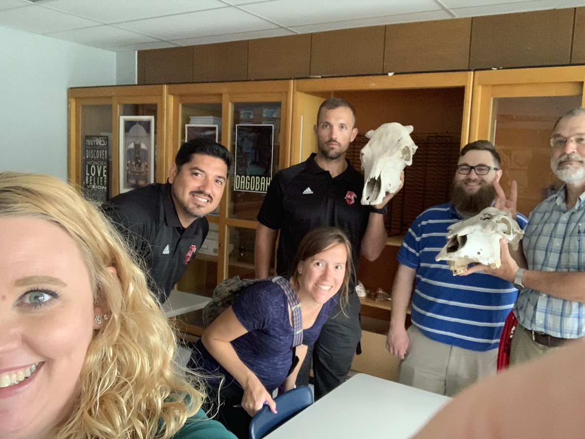 KHMessick's tweet image. Pizza,wildanimal,wildcard,noncertified @Vanhorn_falcons #vhfalcons