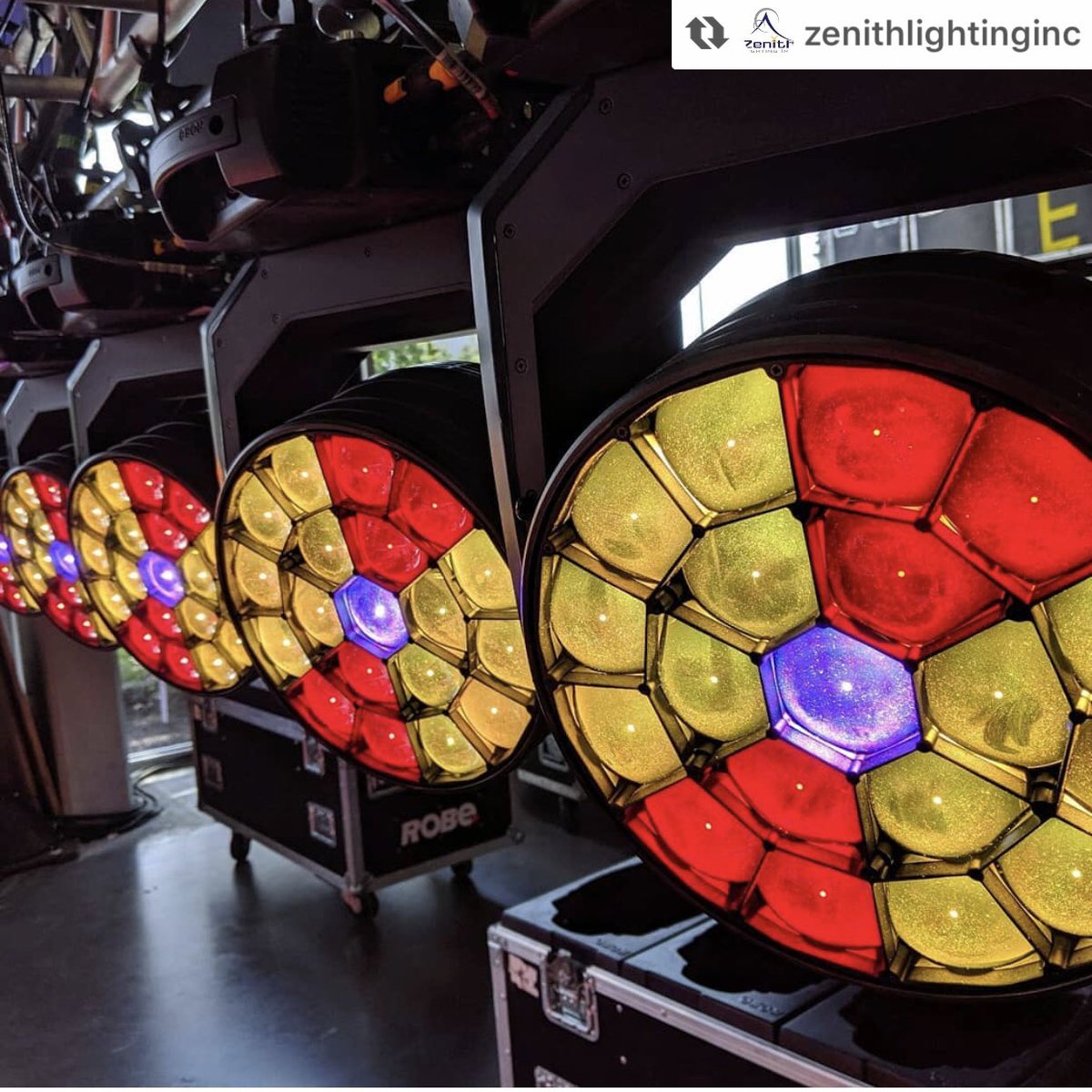 TheRobeWay's tweet photo. A #TechTuesday down in Orlando, Florida, in the shop at @Zenith_Lighting prepping their inventory of @Robelighting #Spiider #LED luminaires. #therobeway #robelighting #robegear #robeinnovation #zenithlighting #lightingdesign #lightingtech #techlife https://t.co/2Q99dBkrM9