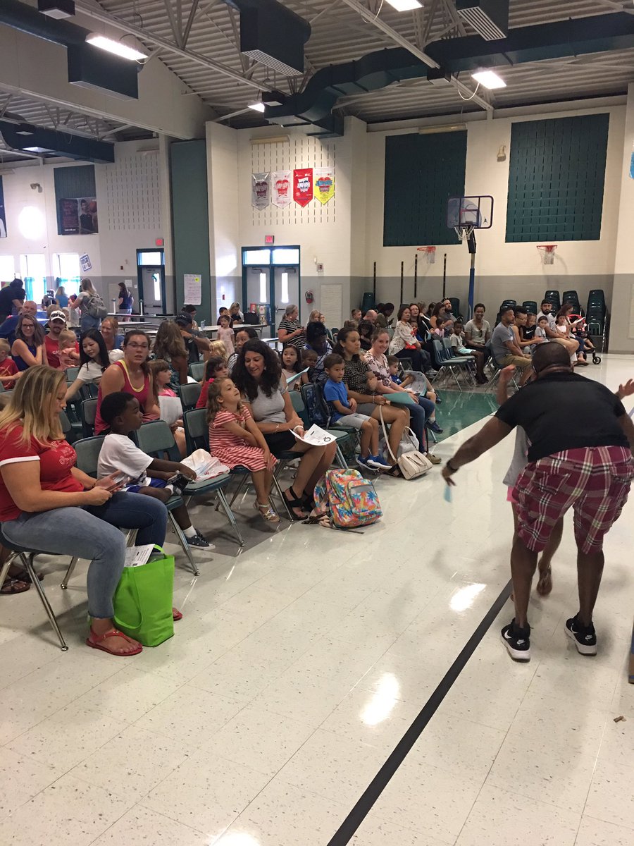 Wardlow_rr's tweet photo. Let the Learning Begin! Welcome Kinderpups to WCES @WindingCreekES  #Back2SCPS19 #windingCreekES #WCESH_H https://t.co/5r0DitQZUj