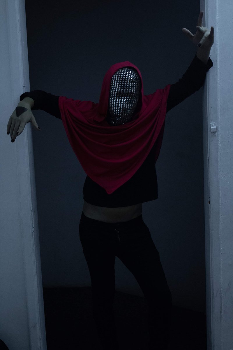 ElMostroNostro's tweet photo. Ayer estuve creando música.
📷 @promorido
#elmostronostro #technoterror #mostronostro #dark #techno #alternativo #musicaelectronica #baile #magia #MN #oscuridad #dancemusic #noise #todossomosmostro #technopeople #dance #terror #spotify #soundcloud #youtube
#technomafia https://t.co/JFvyj5uBAM