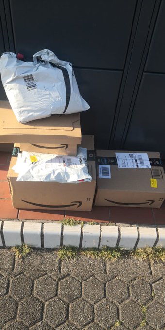 Gerade #Fanpost abholen! :) Vielen Dank @Stefan_lucief der fast meine ganze Wunschliste geleert hat!<a href="/tag/fanpost"class="tags">#Fanpost</a><a class="tags" target="_blank" title="On Twitter" href="/?out=eyJ0eXAiOiJKV1QiLCJhbGciOiJIUzUxMiJ9.eyJpYXQiOjE3MjU1MzA1NTMsImlzcyI6InR3cG9ybnN0YXJzLmNvbSIsIm5iZiI6MTcyNTUzMDU1MywiZXhwIjoxNzU3MDY2NTUzLCJyZWRpcmVjdF91cmwiOiJodHRwczovL3R3aXR0ZXIuY29tL1N0ZWZhbl9sdWNpZWYifQ.0QEhT9-lsuzUtREm63dvAj85fT5sugZbnBV_eEEGbQRbO8xX9W-t0EdJrlhCZtP8606VUAPJ9l0VOU3VLvBMfQ">@Stefan_lucief</a>