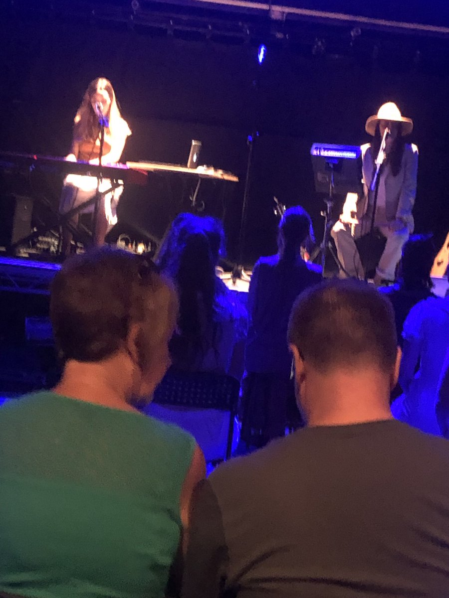 lacuna_j's tweet photo. So our last show we got to see something beautiful and inspiring by @TheNewVics I know this was a cheeky pic...but look at that hat 🙌🏼. The production just as beautiful as the music. Definitely a rec to see #Mara if you’re at #edfringefest https://t.co/JlXjTODEnW