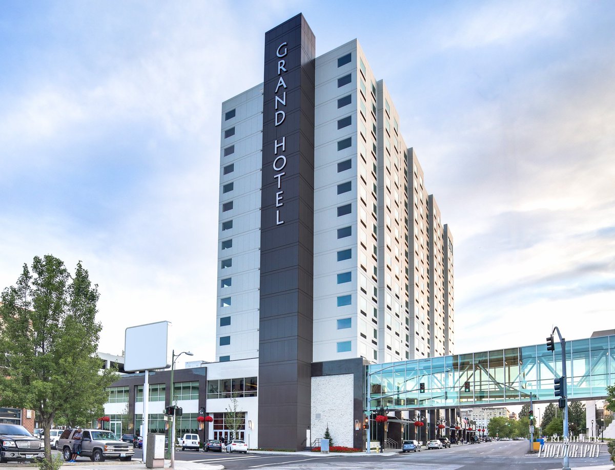 VintageSpokane's tweet photo. Special thanks to our welcoming sponsor, @davenportgrand. They've been gracious hosts of Vintage Spokane for three years running, and have truly helped elevate the level of our event. Thank you for your partnership! https://t.co/JxCMTKl1DY