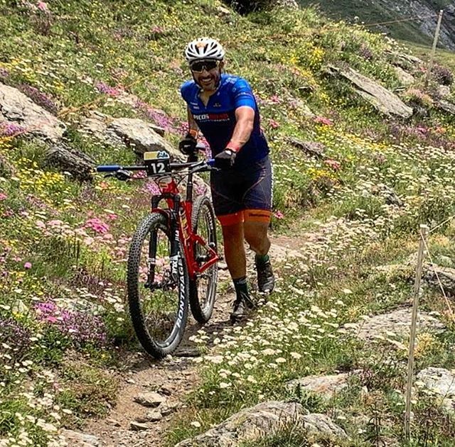 Fernando_Csar's tweet photo. Una de las zonas del porteo de casi tres horas donde se podría pedalear... pero no quedaban ganas.
Vaya 💥
Iron Bike 2019
#IronBikeFinisher
-
-
-
#tiagoaragao #performedby #vasconhabttvouzela #Nexplore #dourobikerace #mountainquest #stenmaark #absolut… https://t.co/qOBGFE8qgk https://t.co/lw7sWSeeGJ