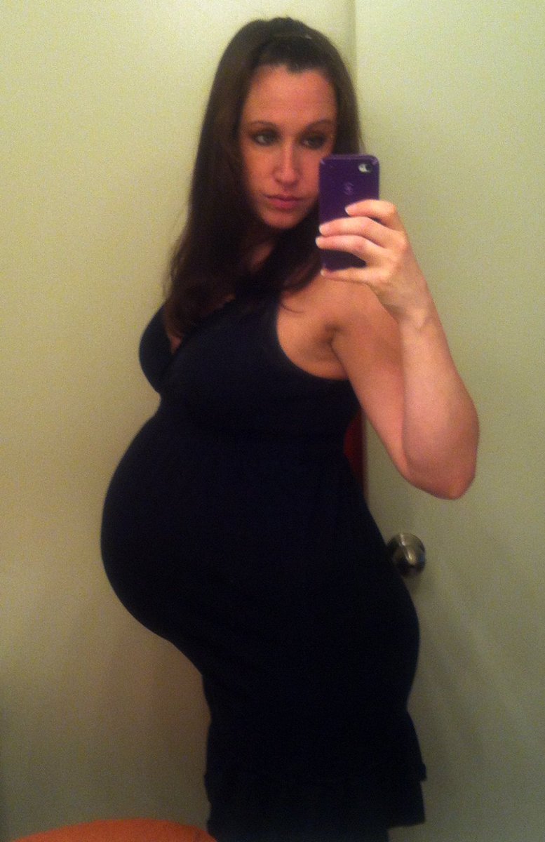 How to get a 6-pack in 5 seconds!! OMG!! {Plus we have a WINNER!} runsaltrun.com/2013/12/17/how…