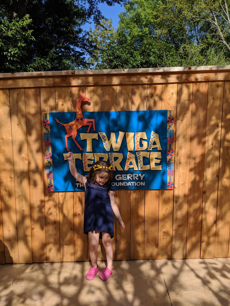 isabeallhudson's tweet photo. Thank you, @ZooATL, for making sure our beloved animals are so well loved and at home while you work to spread awareness & towards conservation of these amazing animals in the wild. Looking forward to volunteering in 1.5 years with my girl - #FutureZooKeeper. #AutismObsession https://t.co/H5dOQdpDCT
