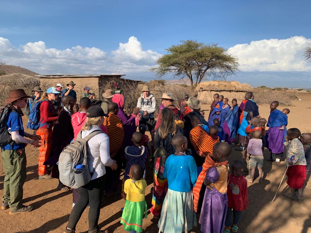 camptanzania's tweet photo. Masai visit at our Bush camp #Teamembe #CampsEffect #DoSomethingAmazing @CampsInt https://t.co/uqeAF3Q2n1