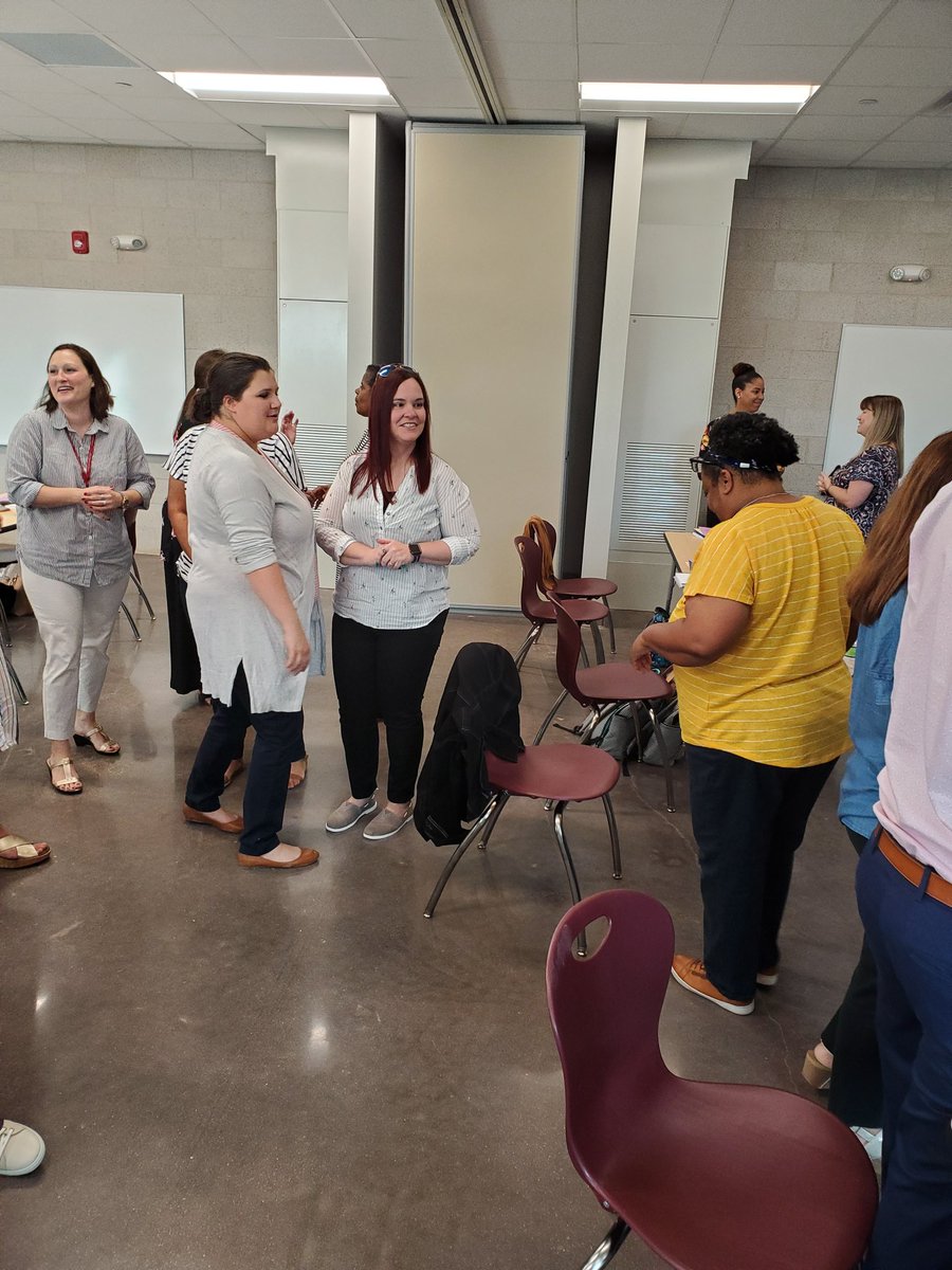 SouthdownEagles's tweet photo. Welcome Home! Our teachers are extremely excited about being back together again! Lots of smiling faces this morning. #WeAreSDN https://t.co/aJZjJBtFA0