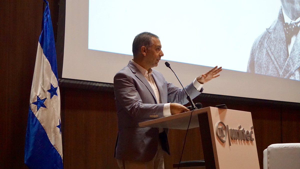 RRIISPS's tweet photo. Hemos concluido nuestra primera parte con mucho éxito✅
Con una magistral presentación del Alcalde de Penco, Chile 🇨🇱 Donde habló acerca de cuáles son los requisitos para identificar un gobierno democrático. 
#FDU19 #FDU https://t.co/SkrGTuJLGr