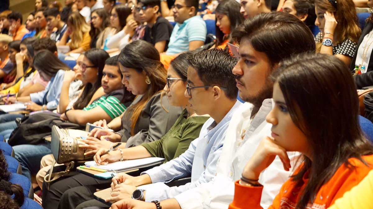 RRIISPS's tweet photo. Hemos concluido nuestra primera parte con mucho éxito✅
Con una magistral presentación del Alcalde de Penco, Chile 🇨🇱 Donde habló acerca de cuáles son los requisitos para identificar un gobierno democrático. 
#FDU19 #FDU https://t.co/SkrGTuJLGr