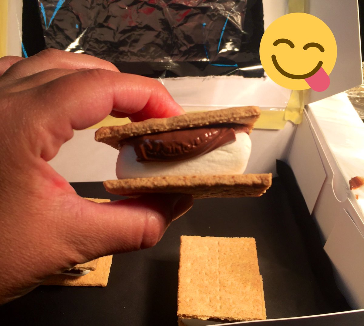 TeachBenitez's tweet photo. S’MORE fun in science PD today!!!😋#5thGradeScience #GPPD2019 @GalenaParkISD @GPCandI https://t.co/uds9kt6Mo0