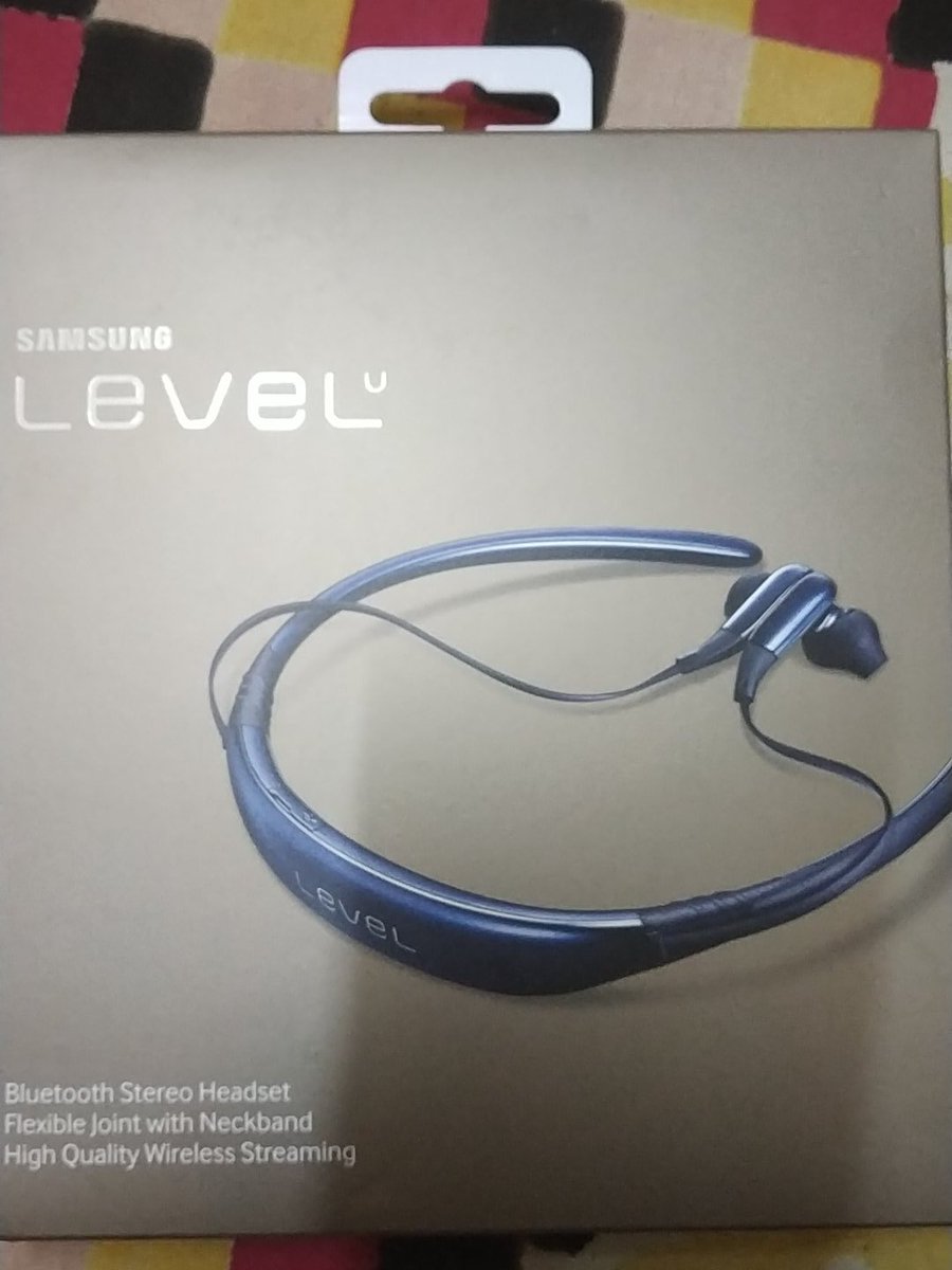 auditya_opines's tweet photo. Got delivery this amazing Bluetooth headset of @Samsung from @amazonIN today. A very comfortable and stylish #samsunglevelu is the ideal choice for high quality music on the go...
Unboxing was as fun as it should be...
#IndependenceDaySale
#AmazonFreedomSale
#AmazonPrime https://t.co/MdK6IrqMtp