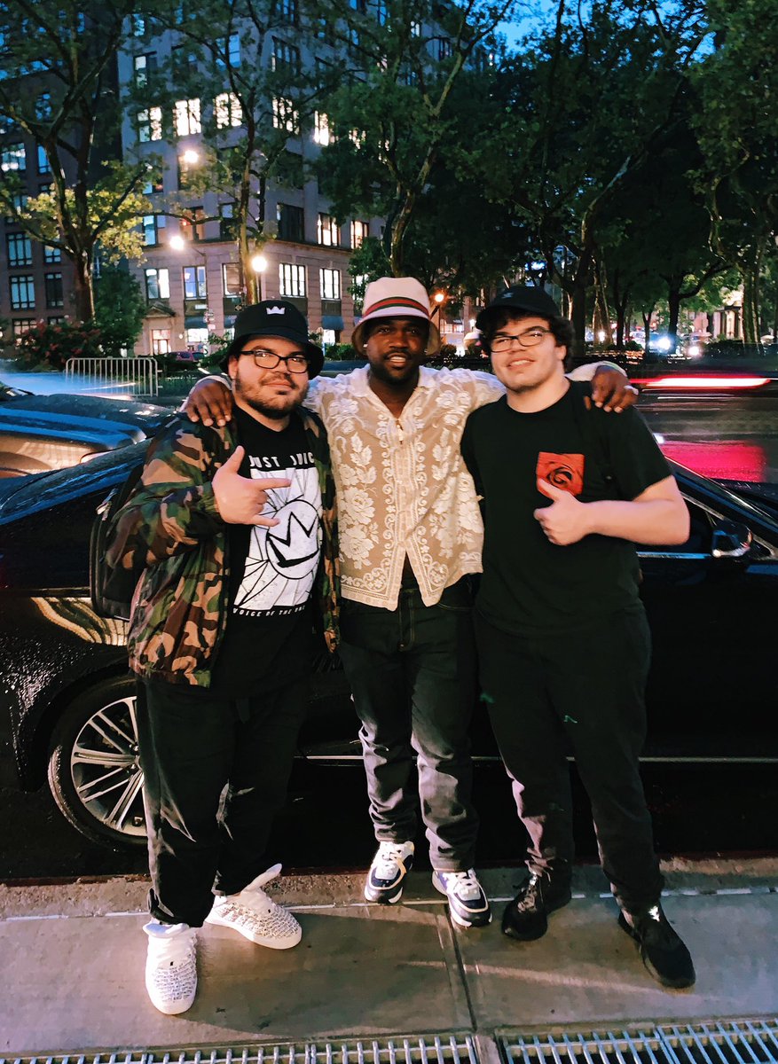 JustTheJuice's tweet photo. Floor Seats | much love to my brothers | @ASAPferg @Mojo_Bro https://t.co/0okQ6oAhD0