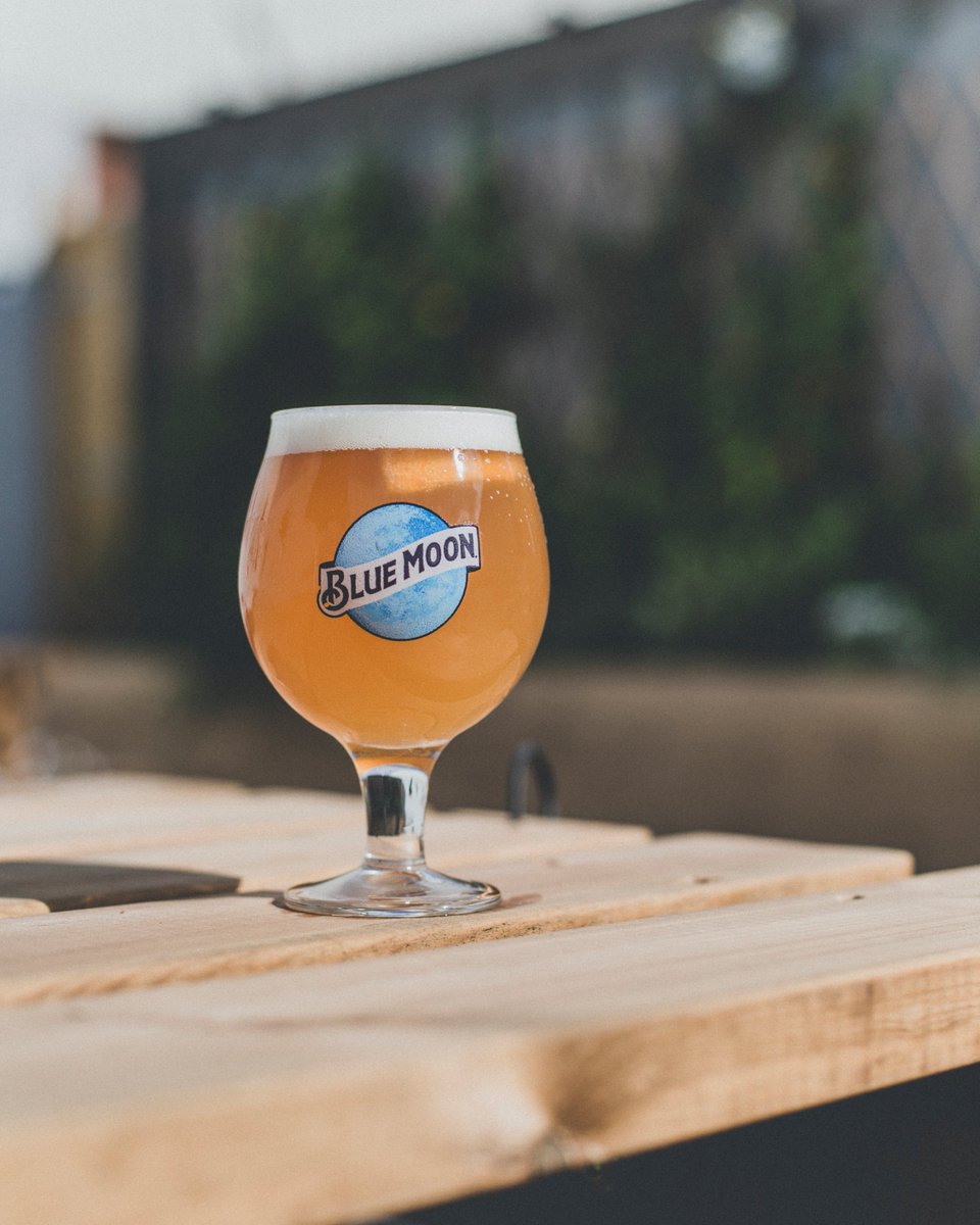 The sun's out once in a blue moon so better make the most of it! ☀️🍺