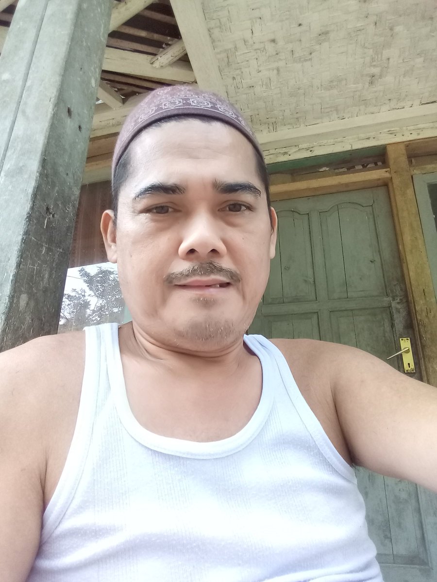 KasepDuda's tweet photo. apa dia masih ingat sama aku... https://t.co/7PBqRhMmwp