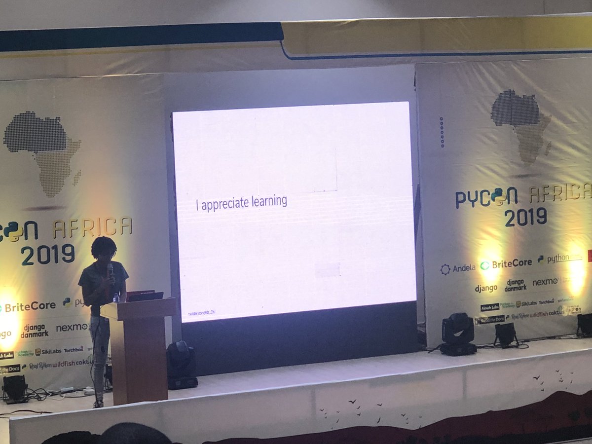 yaanuamah_'s tweet photo. Chiamaka Nwolisa (mpharm developer) giving a talk on building APIs with Python and how she built Damaris ! #WomenWhoCodeInPython #PyLady #innovative #kudos https://t.co/aGkYQsMQjI