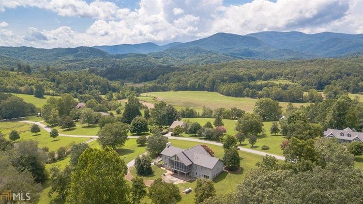 flury_kw's tweet photo. What a view! Call Jana and come see this house at 706-499-6896 #janaflury https://t.co/7Ar8E926t9