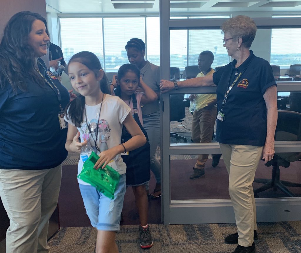 DPDVolunteers's tweet photo. @DallasPD Youth Outreach Unit Volunteers excited to assist with 3rd and final day of the DPD SUMMER BREAK TOUR #GoodTimes @720dufossat @Michelara @DPDCA @AShawDPD @Johnson4Dallas @JoliDPD @pargas8001 @DPYF4Kidz @DPDWest @BlackmonRose @DPDMeshB https://t.co/MIk4fAYYvk