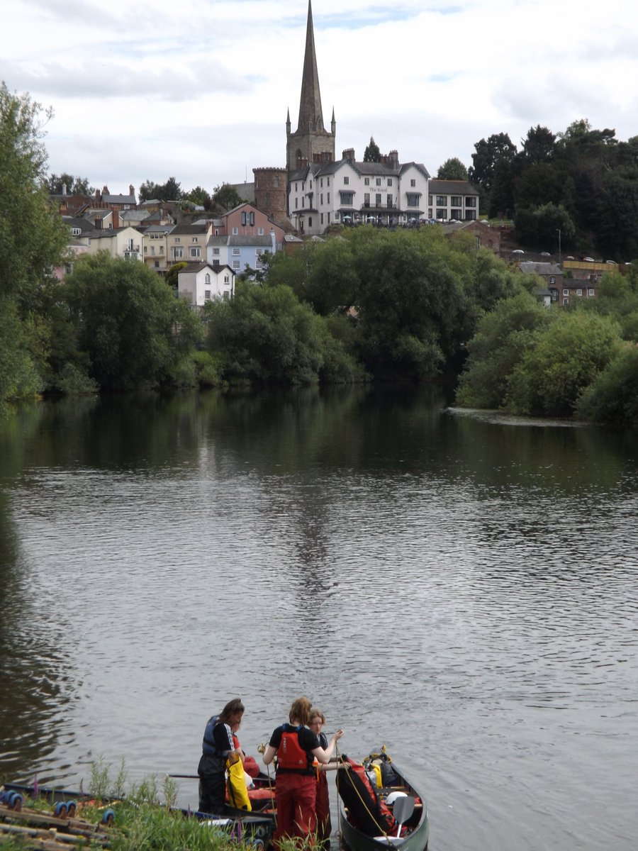 Day 3 of #DofE #GoldAward qualifying expedition, all teams are now off the water and pitching camp in glorious Herefordshire sunshine. #ASouthfieldGirlCan <a href="/DofE/">The Duke of Edinburgh’s Award</a> <a href="/goviloncentre/">Govilon</a>
