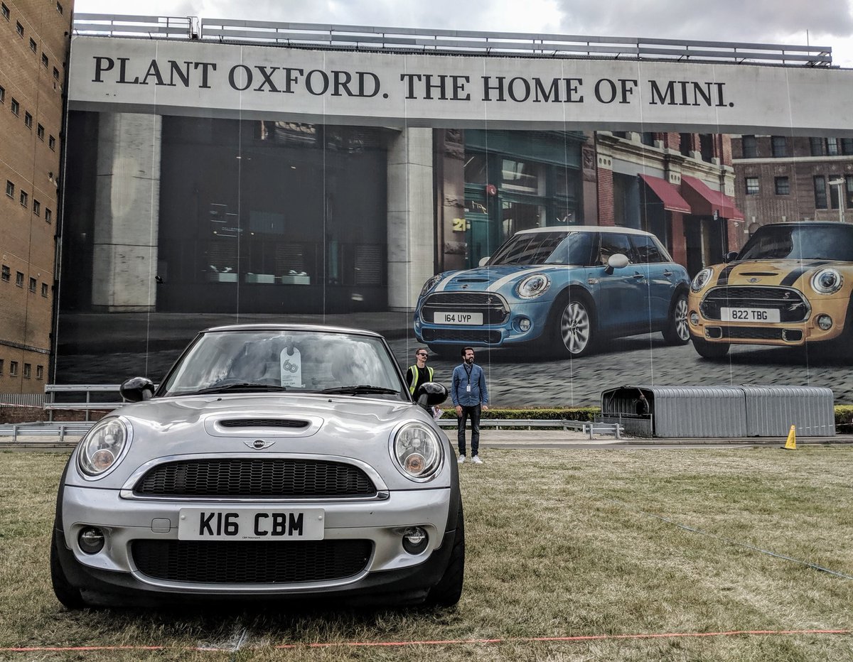 NeilBurgess's tweet photo. On days like these @MINIUK @MINIPlantOxford  @performancemini 
.
#Mini #60years60stories #lohenmini #minisofinstagram #minicoopers #minicooperregister #IRDC #miniaddiction #MiniAdventure https://t.co/51TTvALz92