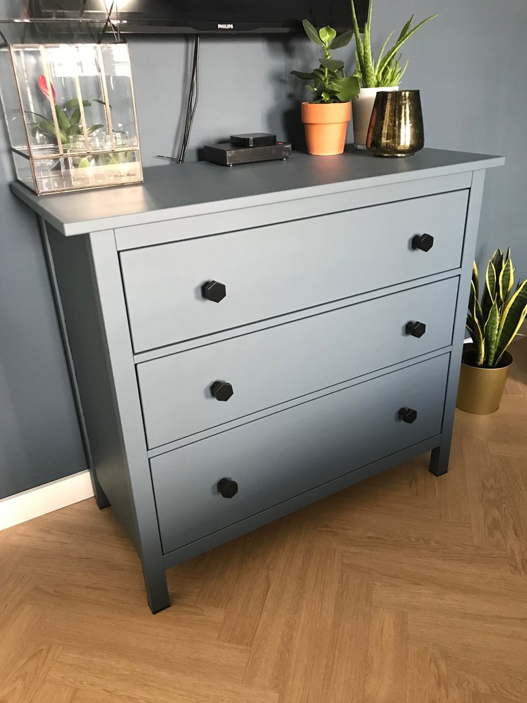 Pushkahome's tweet image. 🖤 🔲 🖤 
Black Hexagon Solid Brass Handles 👊
.

soo.nr/RoIi

#cupboardknobs#doorknobs#kitchenideas#homedecor#interiordesign#pushkahome