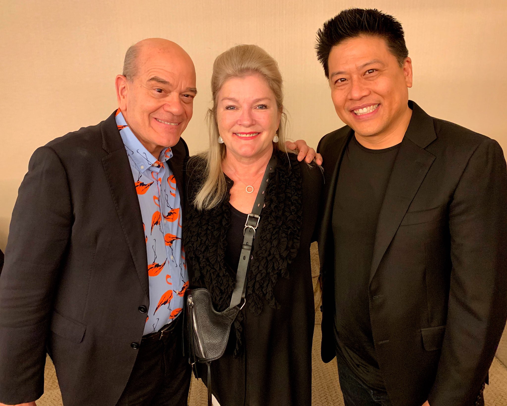 Kate Mulgrew on Twitter: "Wonderful to see friends from my Trek family this  past weekend at #STLV - like @RobertPicardo &amp; @GarrettRWang 😊🖖🏻  https://t.co/U17q16NYyj" / Twitter