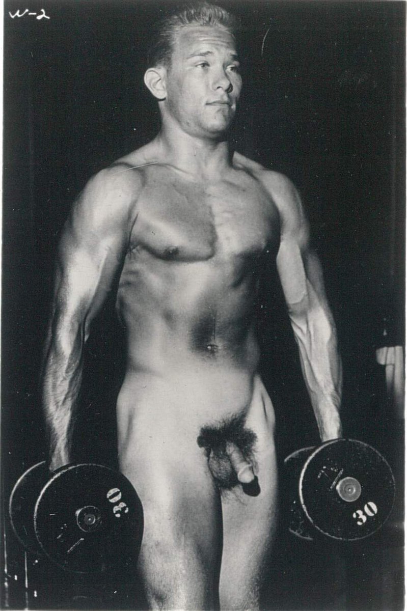 creatureblackl1's tweet photo. Barry Dishman [Photos by Modern Studio aka Modern Classics] Montgomery, Alabama, or perhaps San Francisco, 1962 #barrydishman #modernstudio #modernclassics #vintagemen #gay #gaymen #vintagegay https://t.co/m5U98k16L4