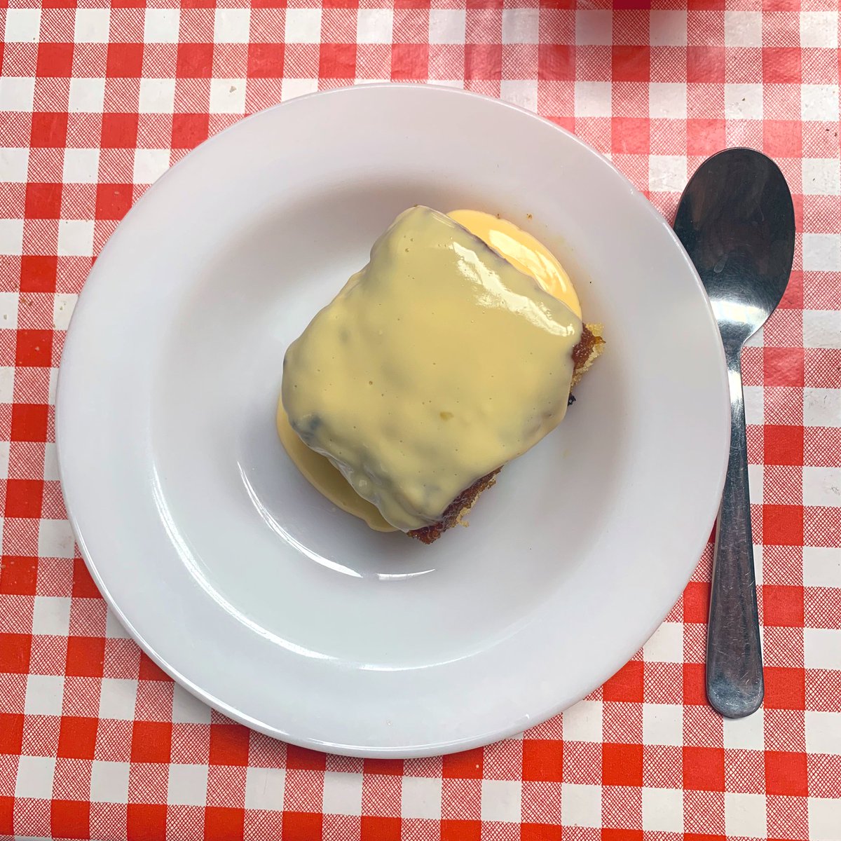Laggercamp's tweet photo. Puddings of Lagger... which would you choose? Lemon Love Cake or Syrup Sponge? https://t.co/YiJIrKEwfu