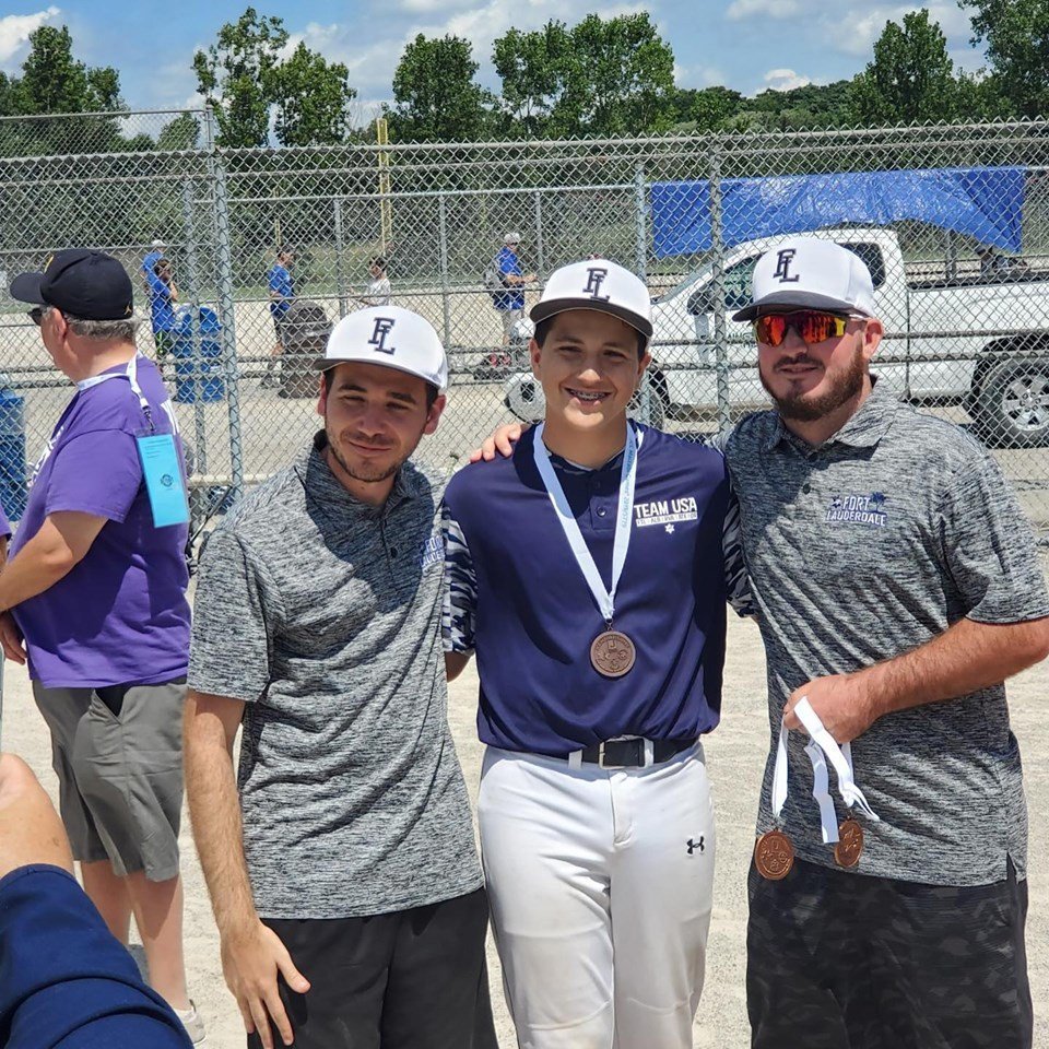 Diamond player, Eliott Stickler, represented Diamond Baseball Club, Austin, and the state of Texas at the JCC Maccabi Games in Detroit, MI. Congratulations on bringing home a bronze medal!