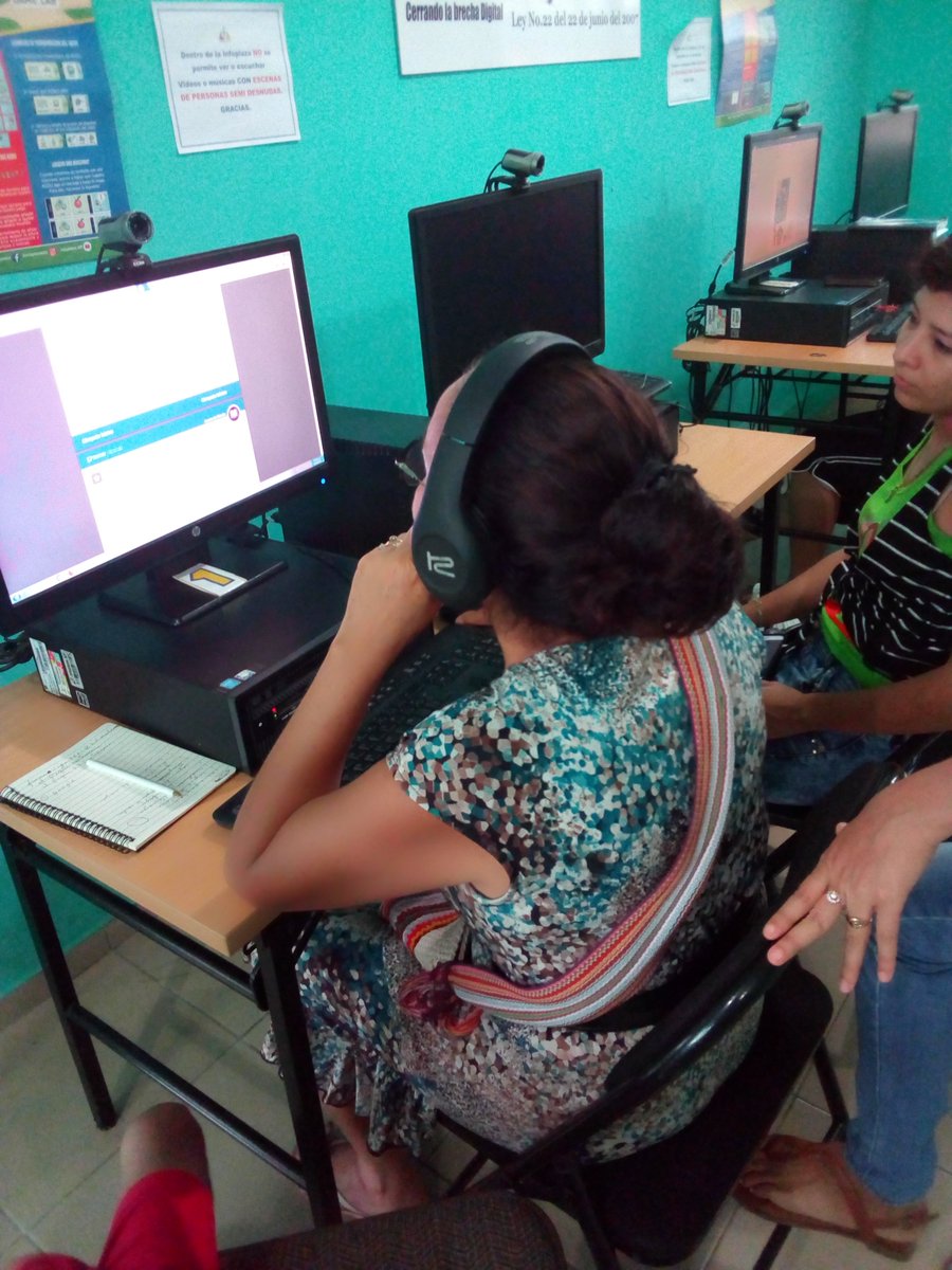 angeldeserrano's tweet photo. "Para tener éxito, primero debemos creer que podemos tenerlo".Usuarios continuan en Capacitate para el Empleo con el Taller de Cómputo Básico. Infoplaza #315 Sortová, Bugaba, Chiriquí. Gracias Lic. Yazmín Moreno por su apoyo en los talleres.
#Momentosinfoplazas
#yosoyinfoplazas https://t.co/gu0lEdNHWV