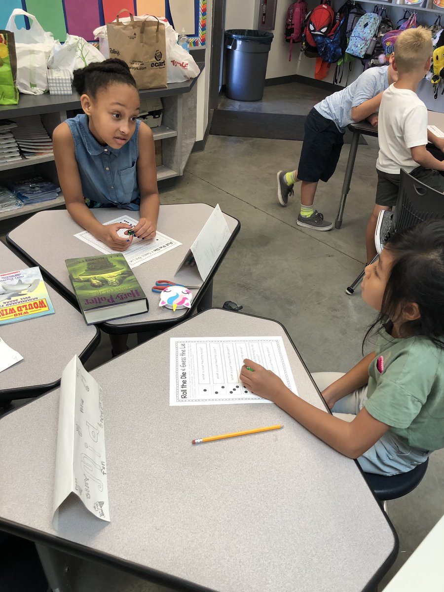 ORNelson3's tweet photo. What an amazing first day of school. I’m so lucky to be the teacher of these second and third graders!
@RCSDOrchard https://t.co/j5evK3e9Bg