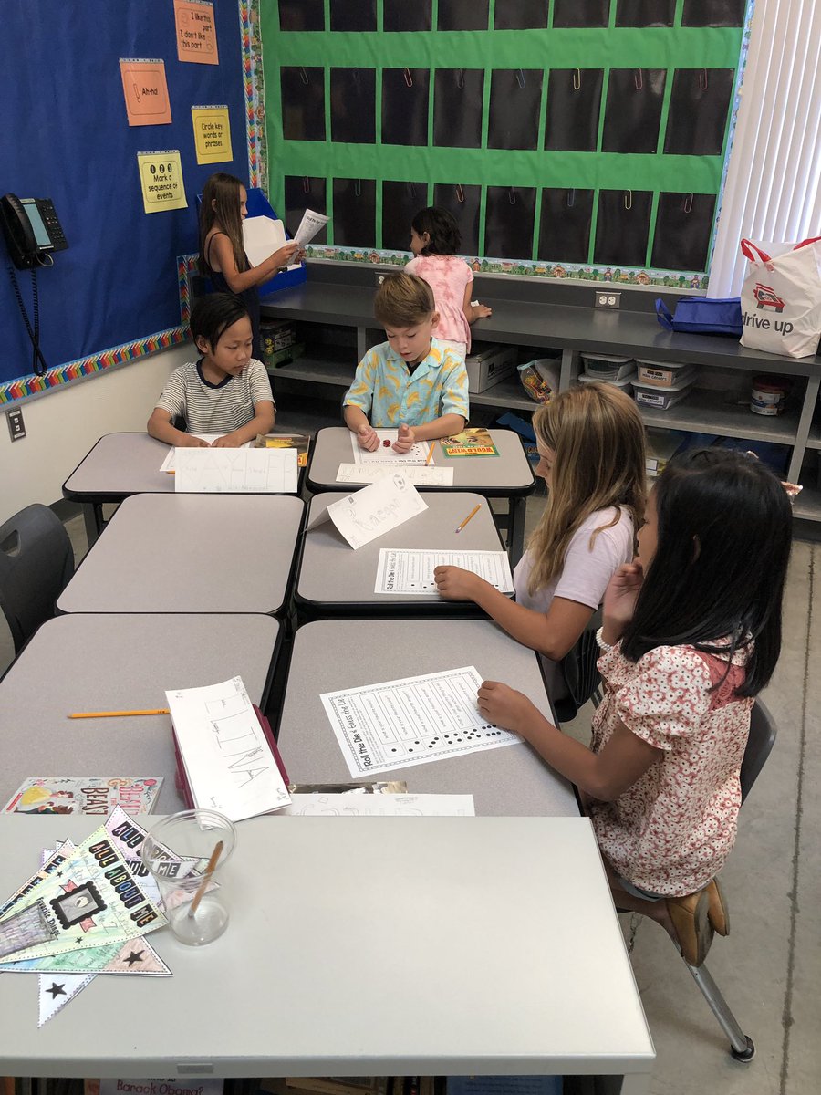 ORNelson3's tweet photo. What an amazing first day of school. I’m so lucky to be the teacher of these second and third graders!
@RCSDOrchard https://t.co/j5evK3e9Bg